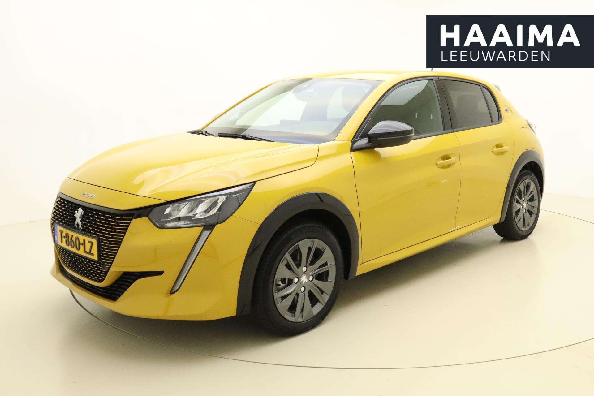 Peugeot e-208