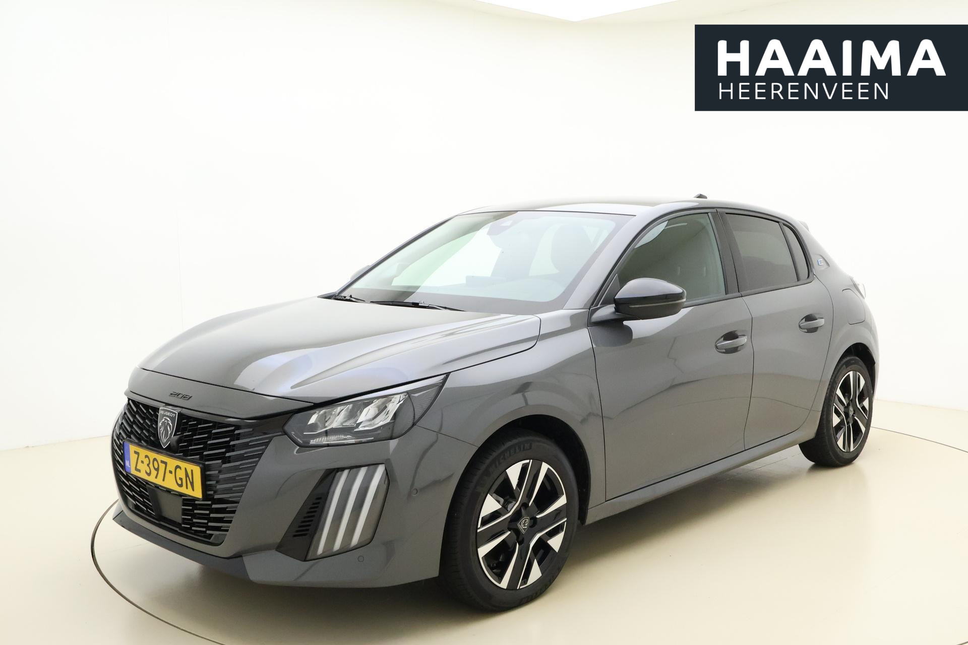 Peugeot e-208