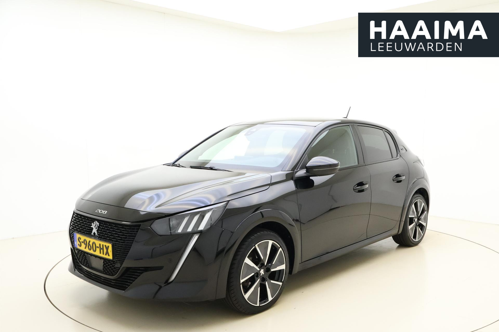 Peugeot e-208