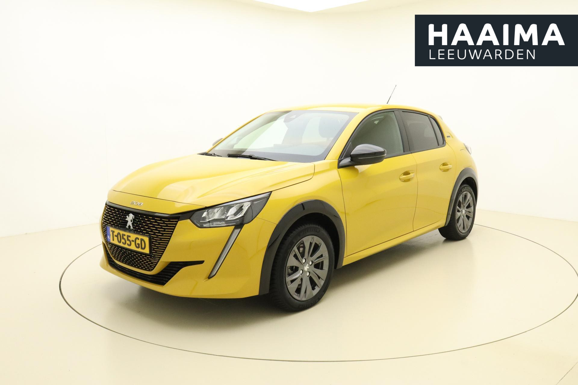 Peugeot e-208