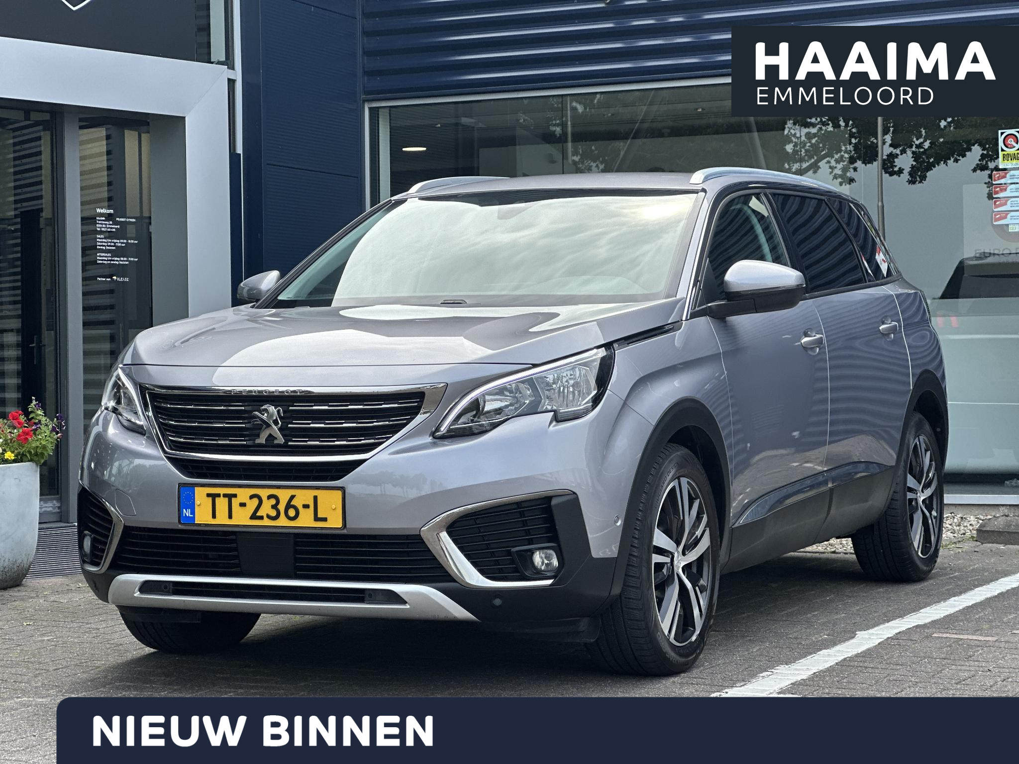 Peugeot 5008