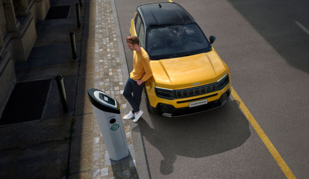 jeep avenger auto van het jaar 2023