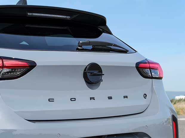Haaima Hylkema Opel Corsa