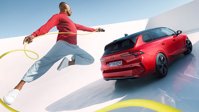 Opel Astra Sports Tourer electric